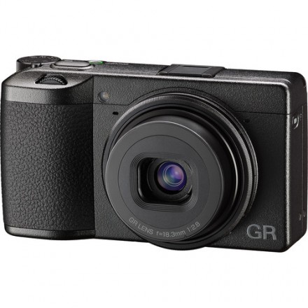 Цифр. фотокамера Ricoh GR III Цифр. фотокамера Ricoh GR III